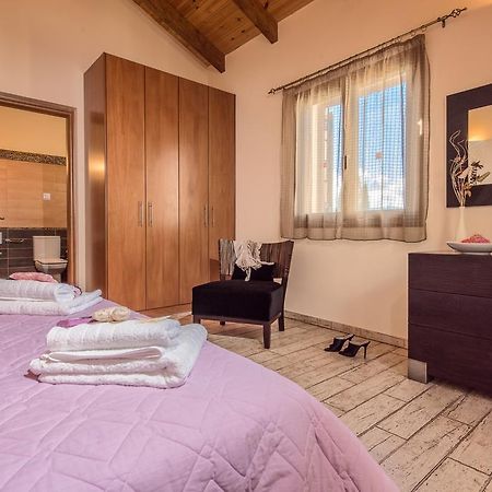 Astarte Villas - Kyveli Luxurious Private Villa Gaitani 客房 照片