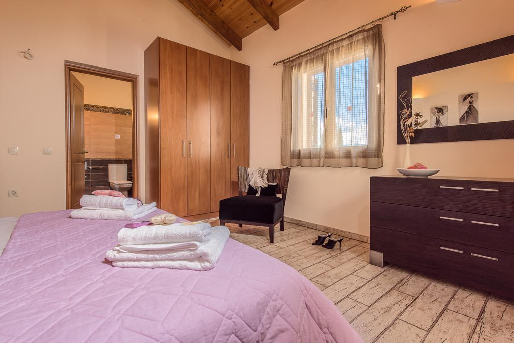 Astarte Villas - Kyveli Luxurious Private Villa Gaitani 客房 照片